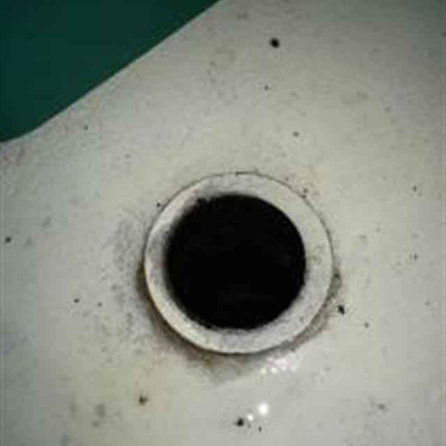 Wash basin hole